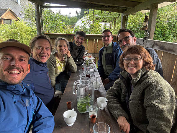 Gruppenfoto nach dem Essen